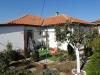 Furnished house 8 km from the beach
